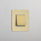 Interruptor de balancín retráctil en latón antiguo y blanco - Diseño fácil de usar